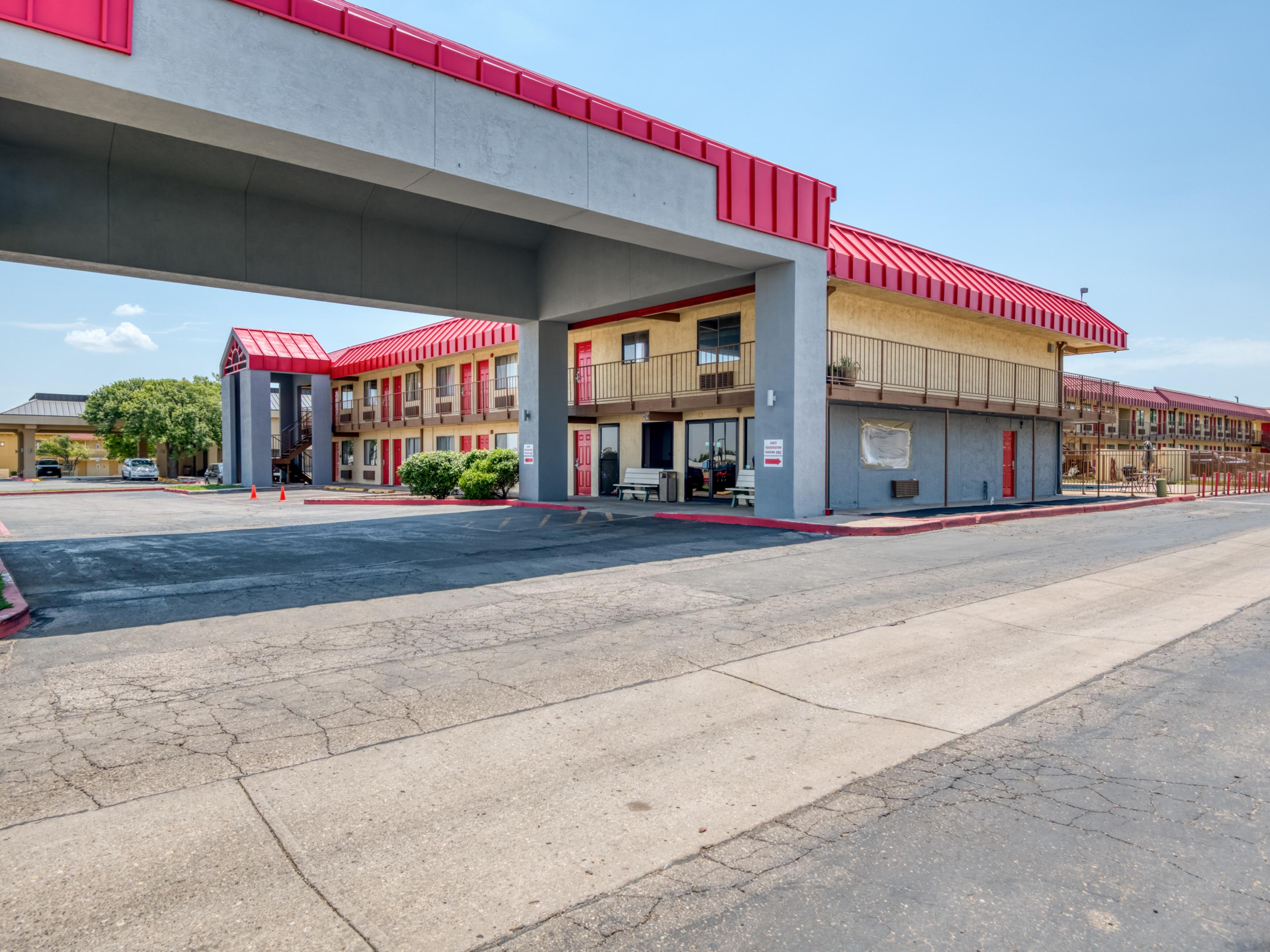 Americas Best Value Inn Amarillo Downtown Exterior photo